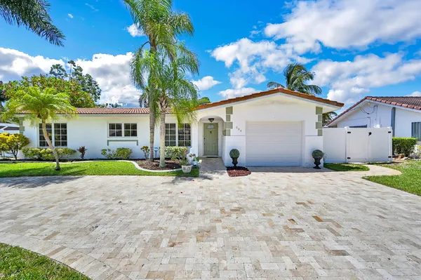 $5,900 | 904 Southeast 12th Street, Deerfield Beach, FL 33441