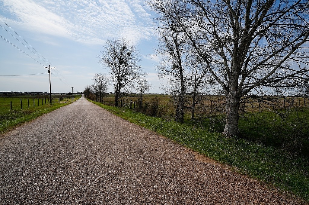 5 Falke-Heinrich Road Schulenburg, TX 78956 - Photo 6 of 8