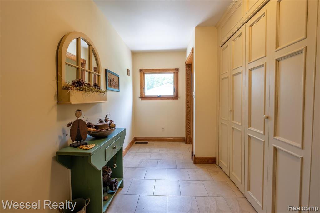 58830 Lind Road Washington, MI 48094 - Photo 18 of 34