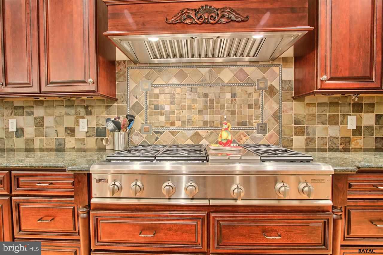 629 Owen Road York, PA 17403 - Photo 12 of 36 Gallery Image 12