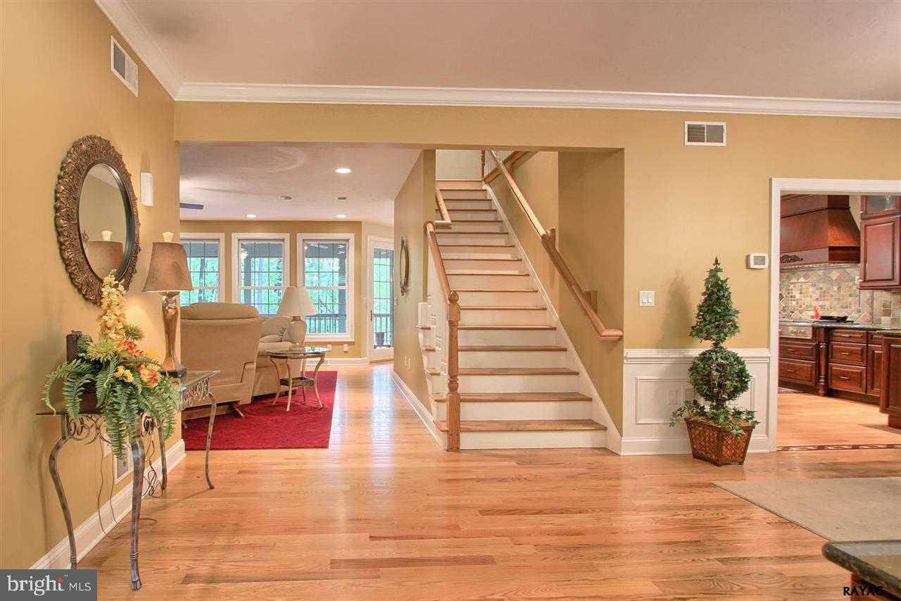629 Owen Road York, PA 17403 - Photo 3 of 36 Gallery Image 3