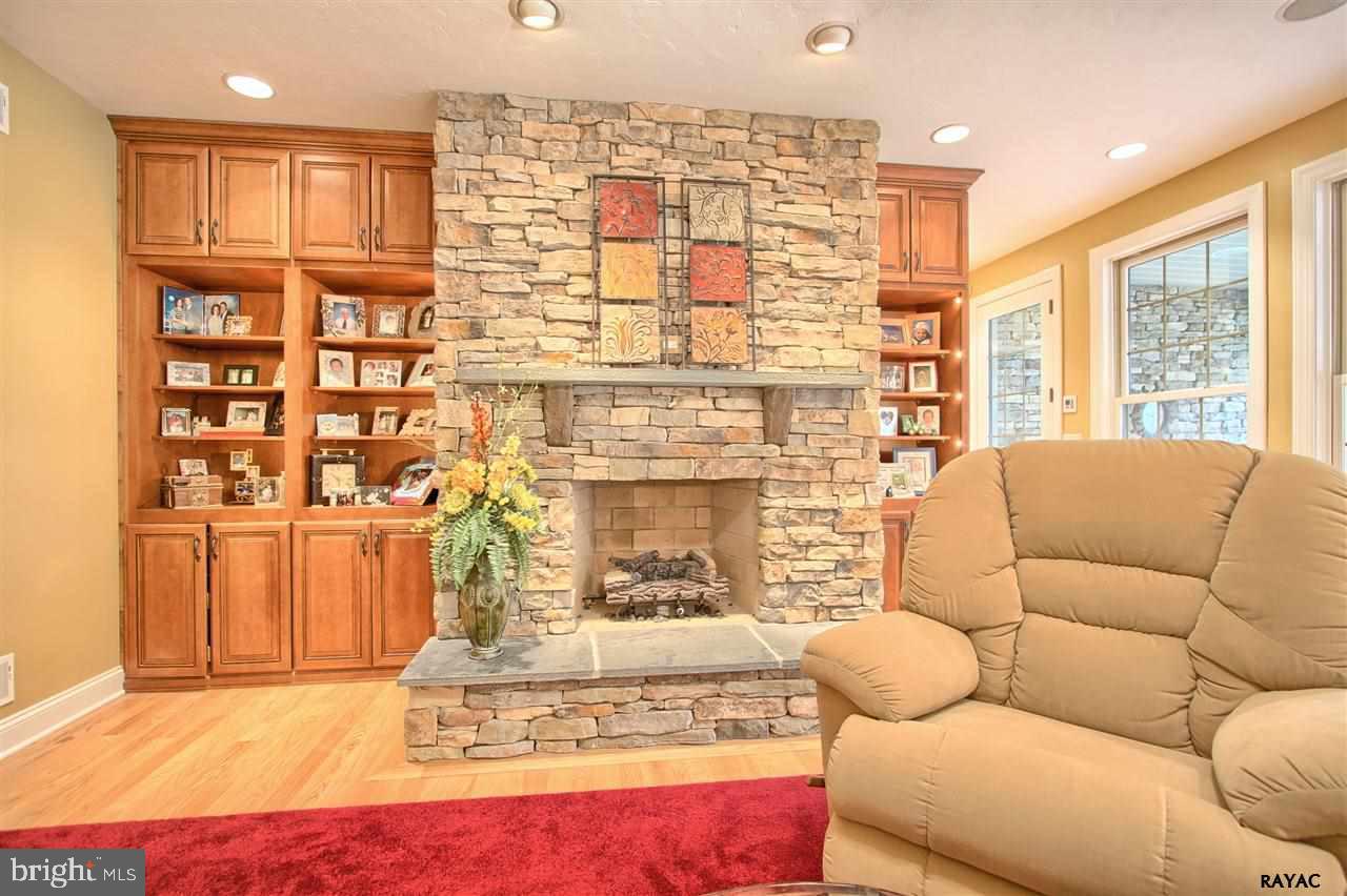 629 Owen Road York, PA 17403 - Photo 5 of 36 Gallery Image 5