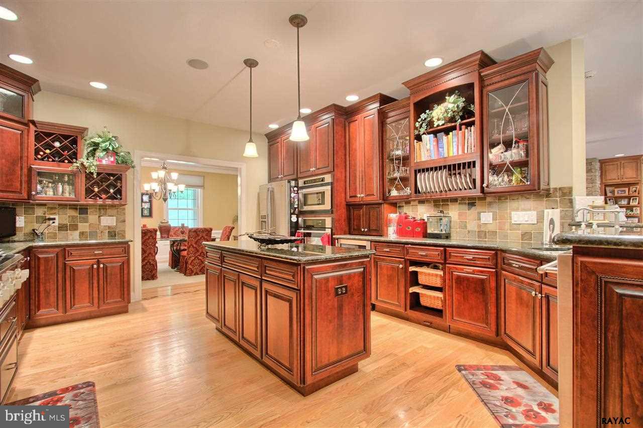 629 Owen Road York, PA 17403 - Photo 8 of 36 Gallery Image 8