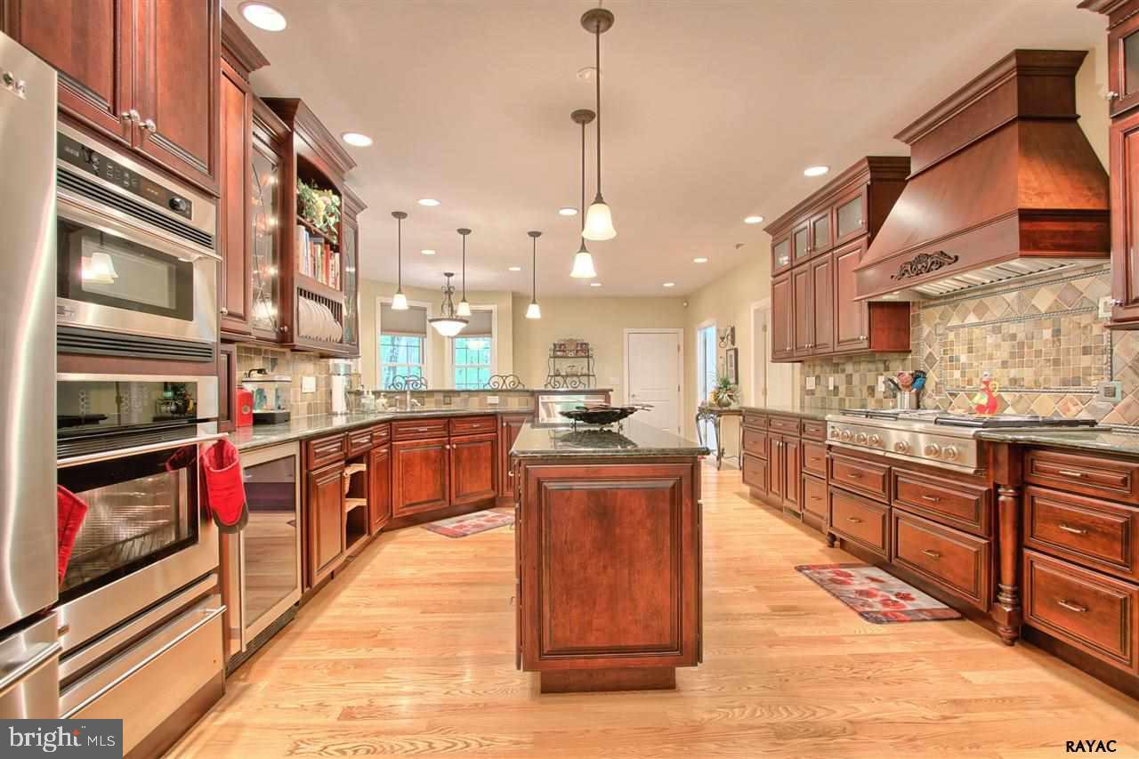 629 Owen Road York, PA 17403 - Photo 10 of 36 Gallery Image 10