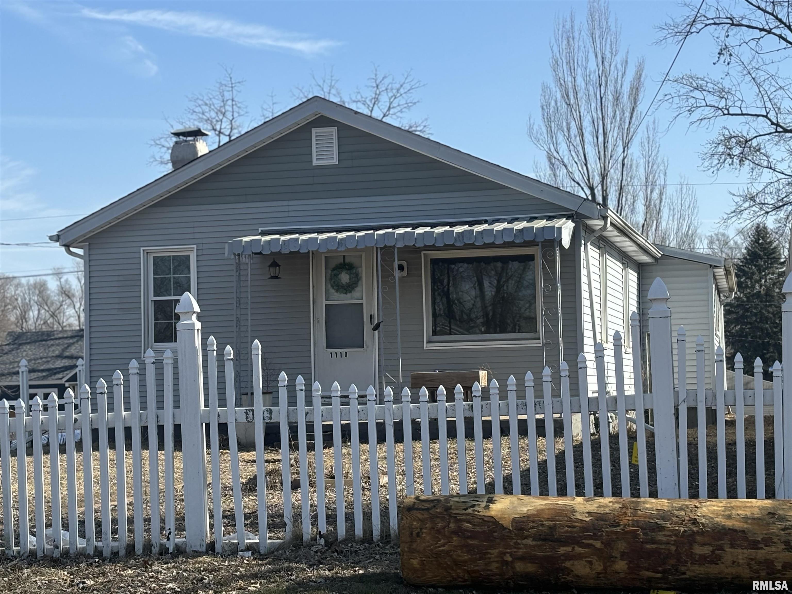 1110 North 16th Street Pekin, IL 61554 - Photo 1 of 13