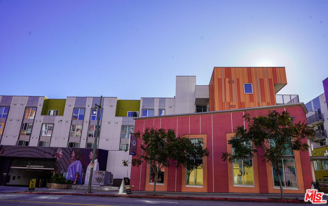 555 North Spring Street, Unit A515 Los Angeles, CA 90012 - Photo 6 of 6