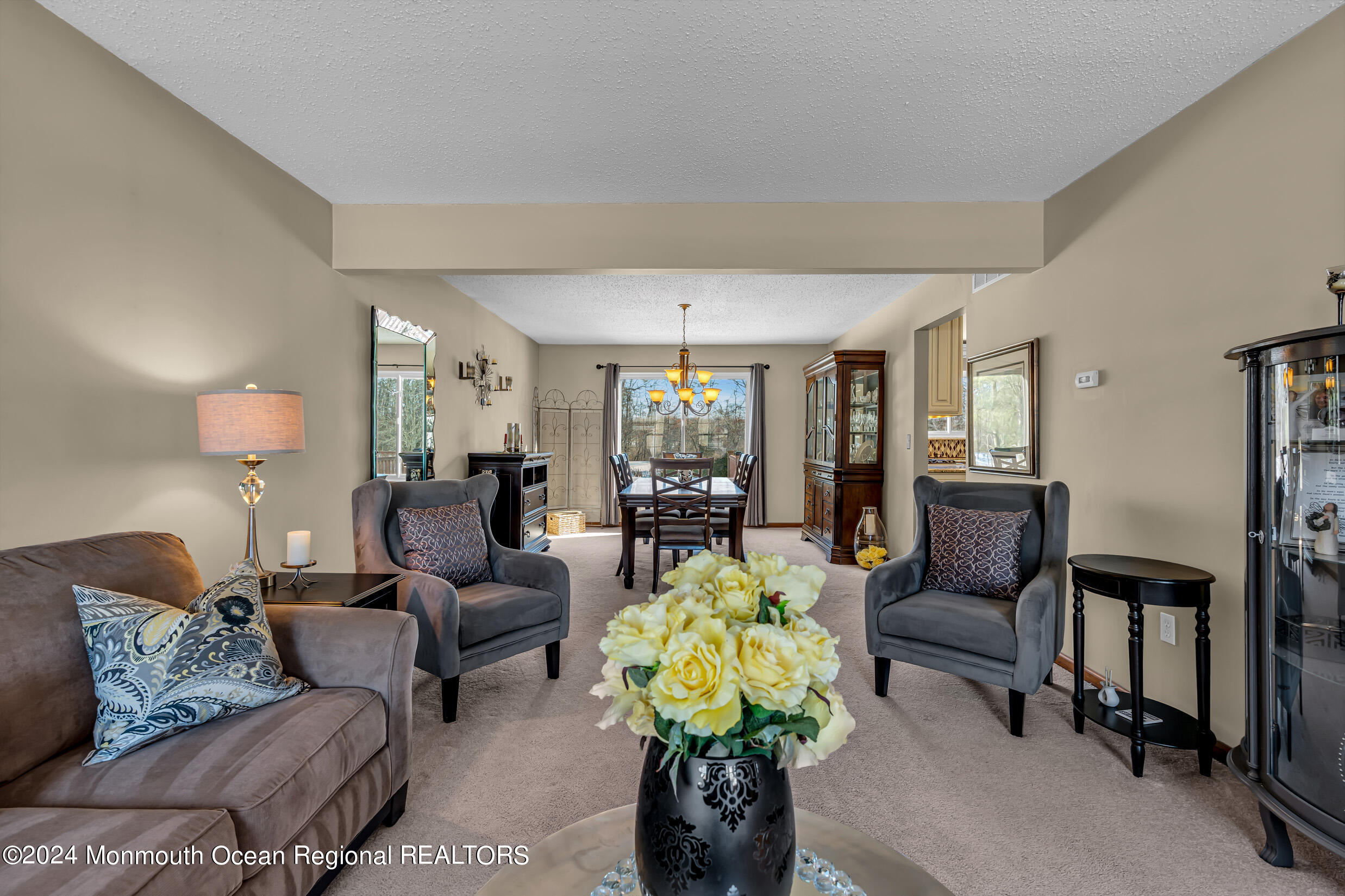 63 West Shenendoah Road Howell, NJ 07731 - Photo 23 of 107 5 (15)