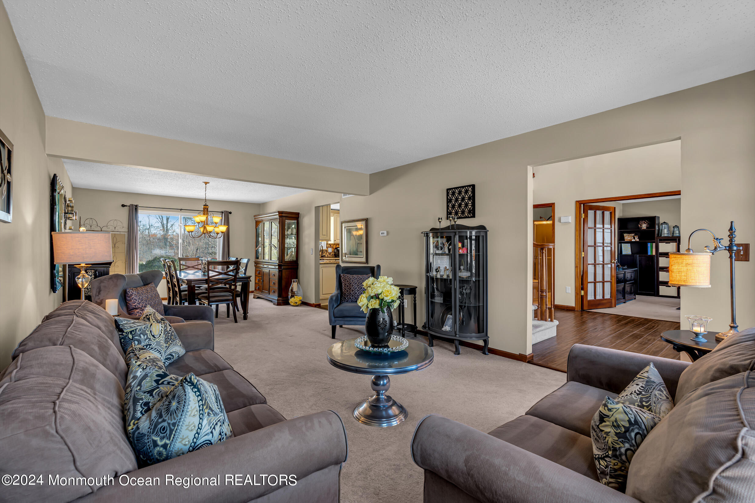 63 West Shenendoah Road Howell, NJ 07731 - Photo 24 of 107 5 (16)