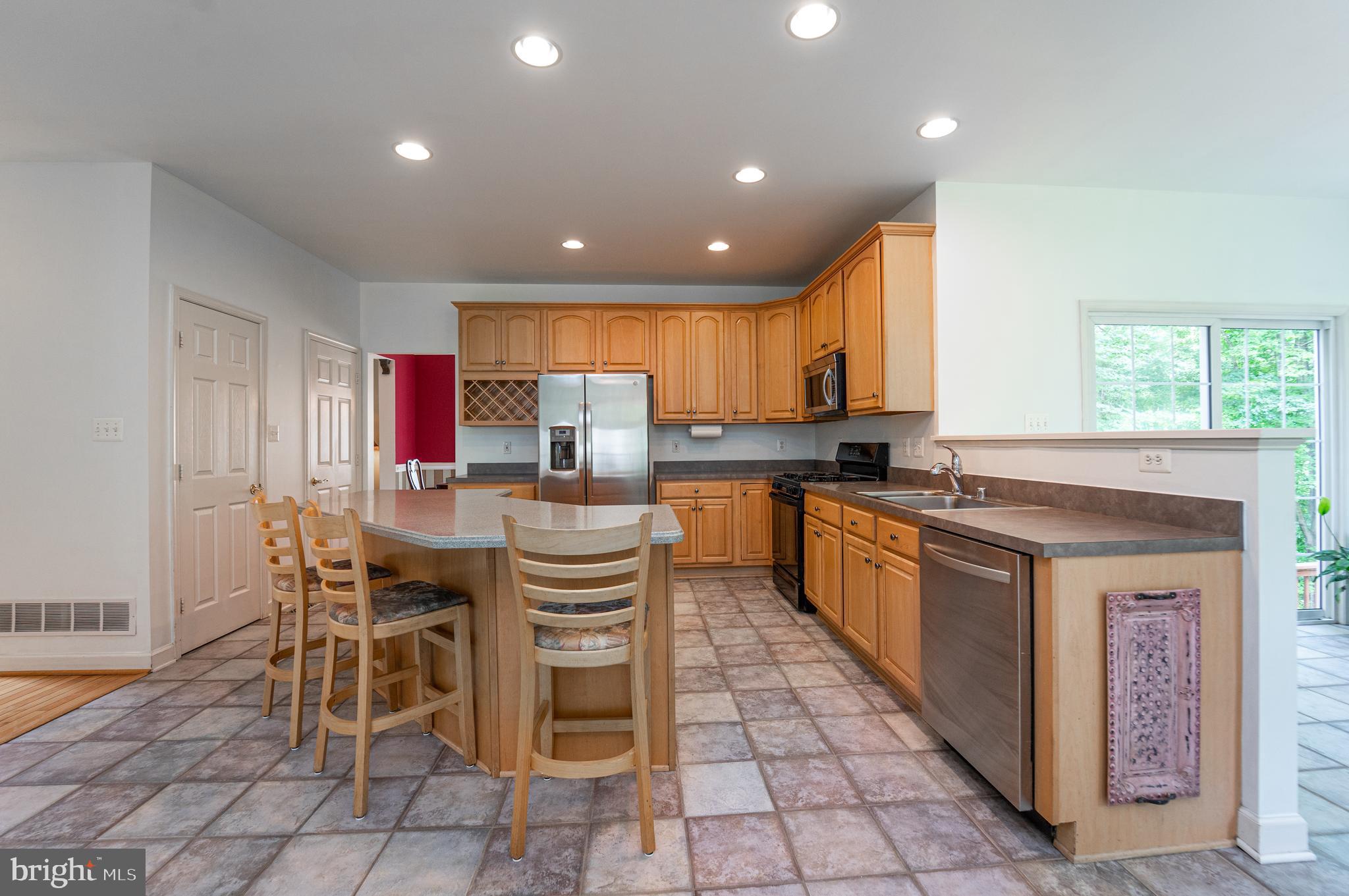 907 Longbow Road Mount Airy, MD 21771 - Photo 11 of 42 Gallery Image 11