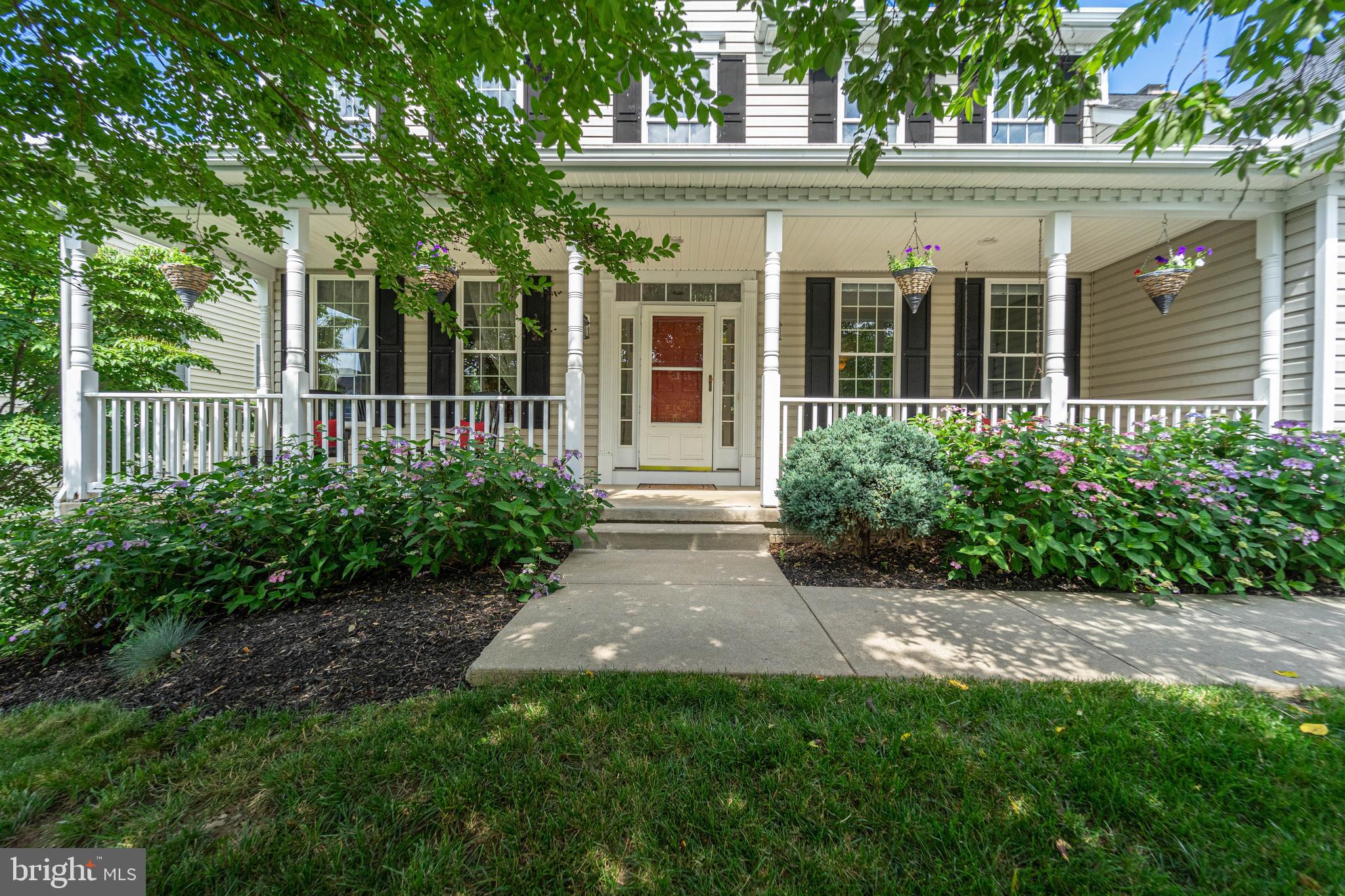 907 Longbow Road Mount Airy, MD 21771 - Photo 2 of 42 Gallery Image 2