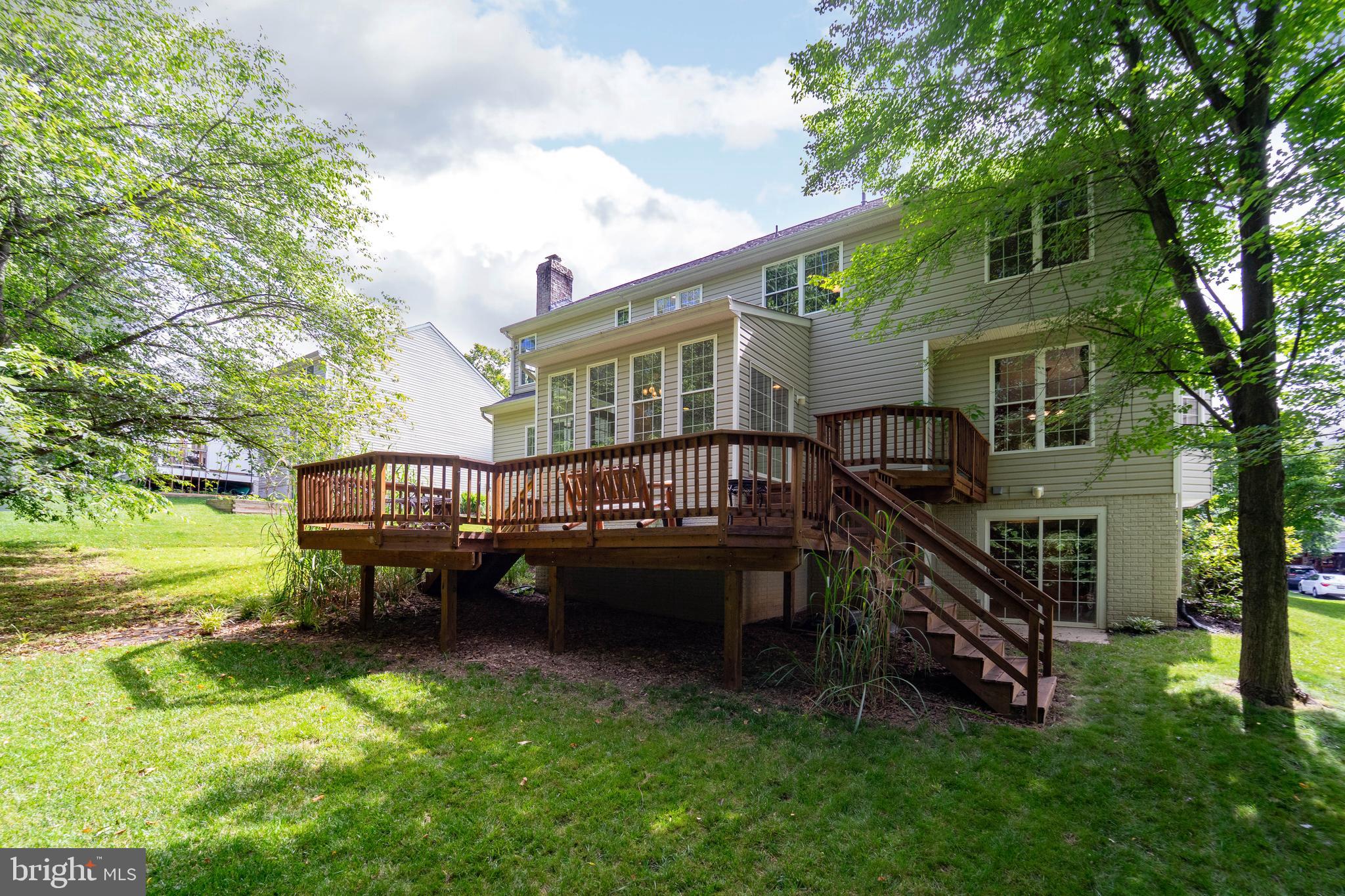 907 Longbow Road Mount Airy, MD 21771 - Photo 3 of 42 Gallery Image 3