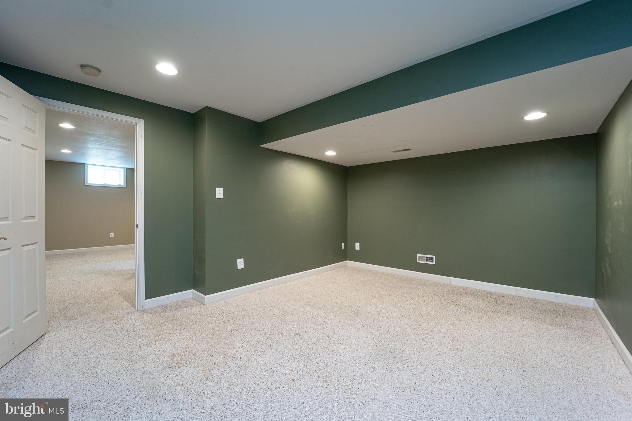 907 Longbow Road Mount Airy, MD 21771 - Photo 32 of 42 Gallery Image 32