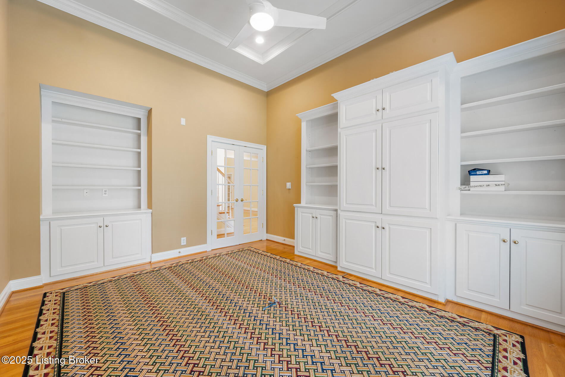 7910 Sutherland Farm Road Prospect, KY 40059 - Photo 38 of 64 Built-Ins
