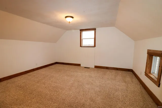 $249,900 | 8829 South 27th Highway, Portland, IN 47371