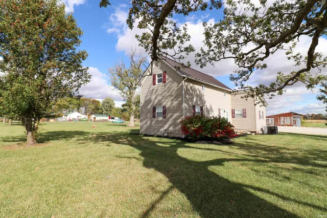 $249,900 | 8829 South 27th Highway, Portland, IN 47371