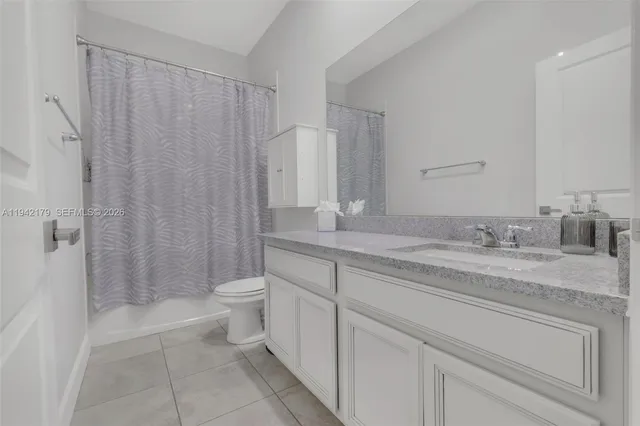 $4,500 | 1827 Lake Cove Drive, Lake Worth, FL 33460