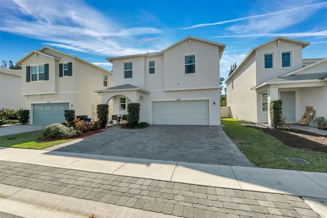 $4,500 | 1827 Lake Cove Drive, Lake Worth, FL 33460