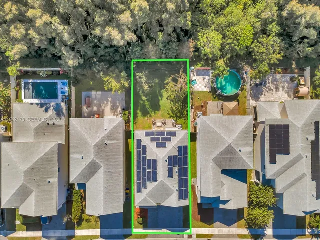 $4,500 | 1827 Lake Cove Drive, Lake Worth, FL 33460