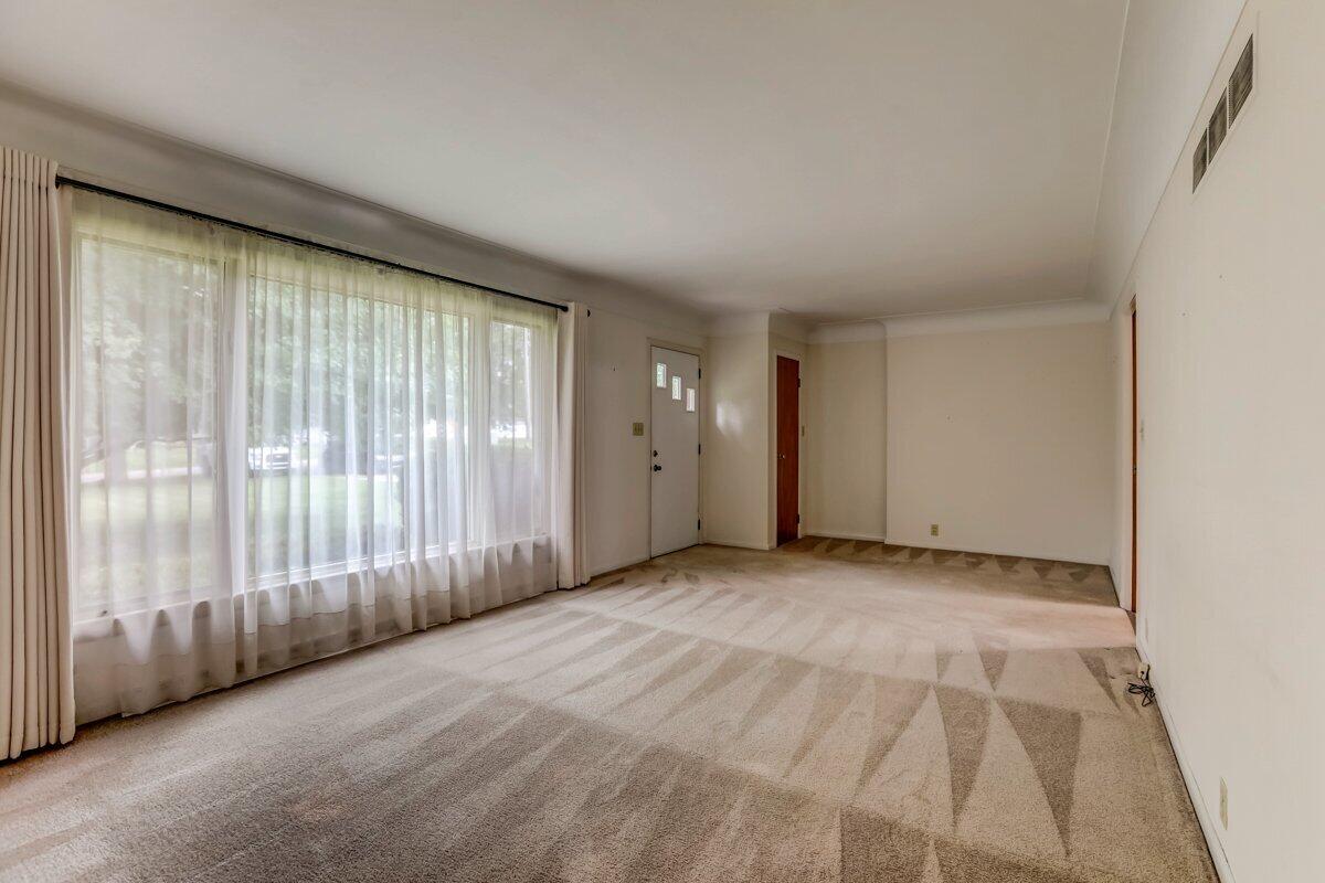 3400 Seymour Road Jackson, MI 49201 - Photo 4 of 35 3400 Seymour Road, Jackson, MI-8.jpg-SMA