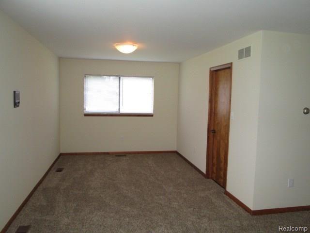 58655 Travis Road New Hudson, MI 48165 - Photo 21 of 45 IMG_9643.JPG