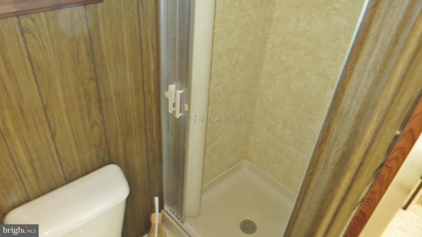 13335 Colonial Road Ocean City, MD 21842 - Photo 18 of 42 Gallery Image 18