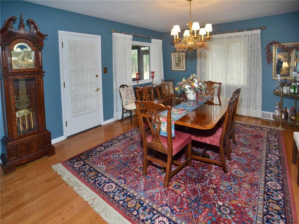 24 Holland Road Churchill, PA 15235 - Photo 14 of 25 Gallery Image 14