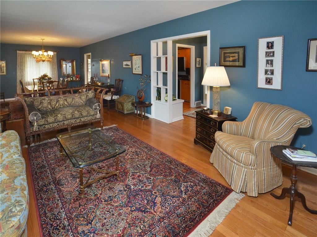 24 Holland Road Churchill, PA 15235 - Photo 9 of 25 Gallery Image 9
