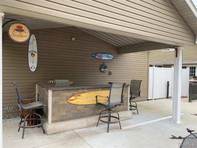 $237,500 | 506 East Bertolino Avenue, Nokomis, IL 62075