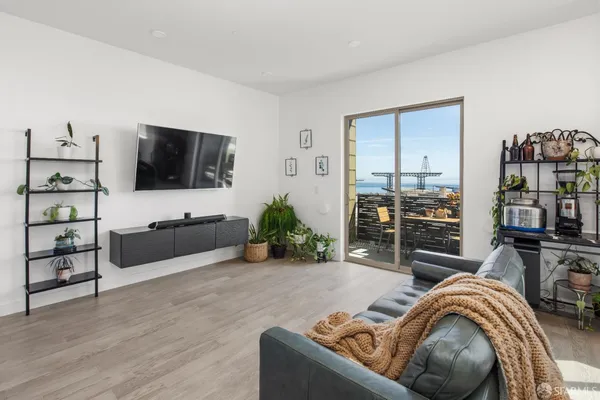 $1,149,000 | 21 Kirkwood Avenue, San Francisco, CA 94124