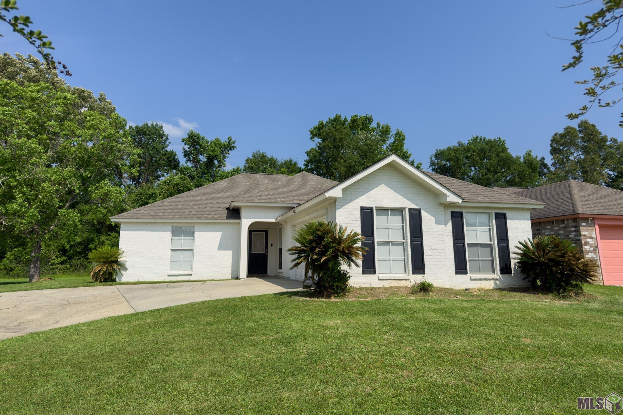 802 Rue Michelle Baker, LA 70714 - Photo 1 of 28