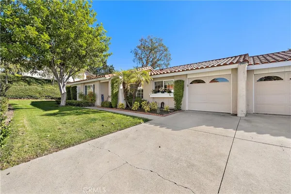 $899,500 | 27952 Calle Casal, Mission Viejo, CA 92692