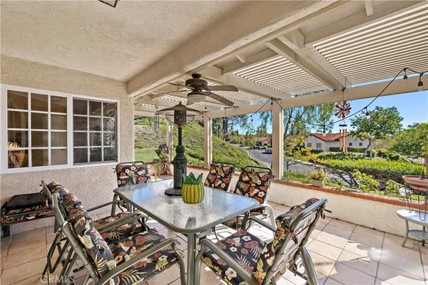 $919,900 | 27952 Calle Casal, Mission Viejo, CA 92692