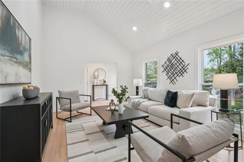 $1,395,000 | 6335 Aberdeen Drive Northeast, Atlanta, GA 30328