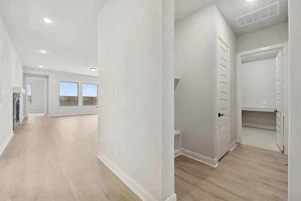 $449,990 | 749 Shinnery Oak Way, Waxahachie, TX 75165