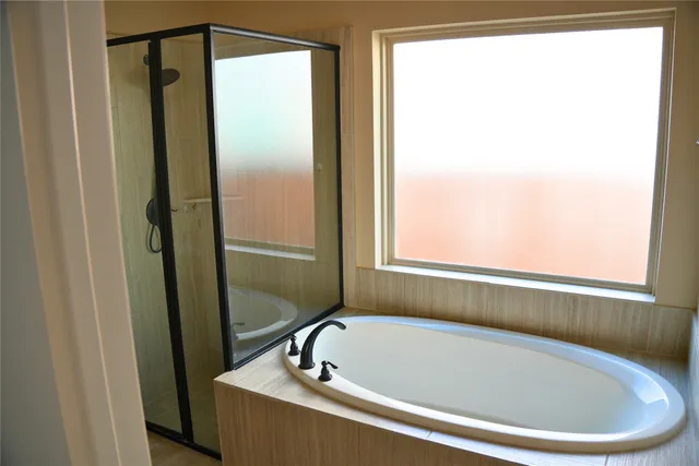 $460,000 | 2823 Monarch Crossing, Missouri City, TX 77459