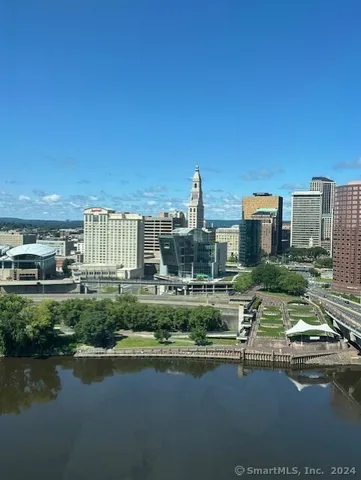 $6,950 | 235 East River Drive, Unit 1701, East Hartford, CT 06108