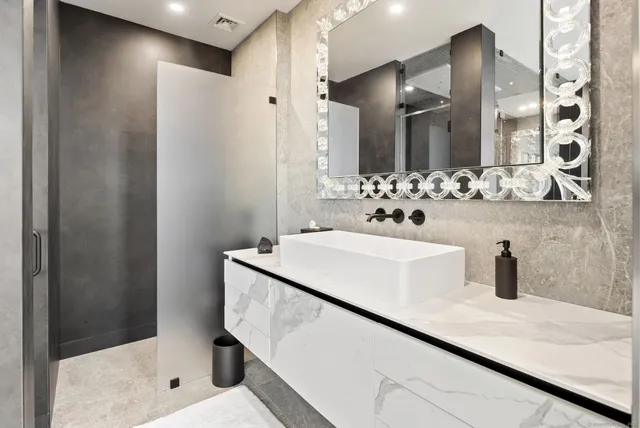 $6,950 | 235 East River Drive, Unit 1701, East Hartford, CT 06108