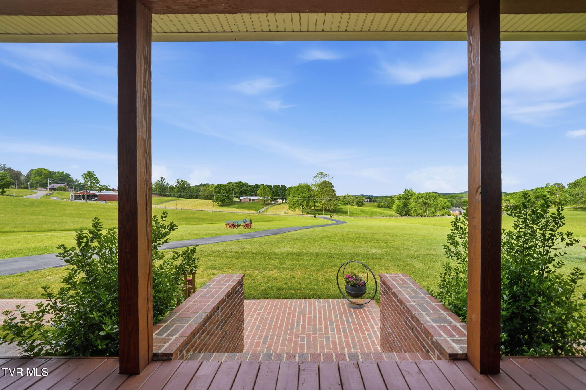 1790 Allison Road, Unit 1780 Piney Flats, TN 37686 - Photo 4 of 63 34-web-or-mls-1790 Allison Rd-4
