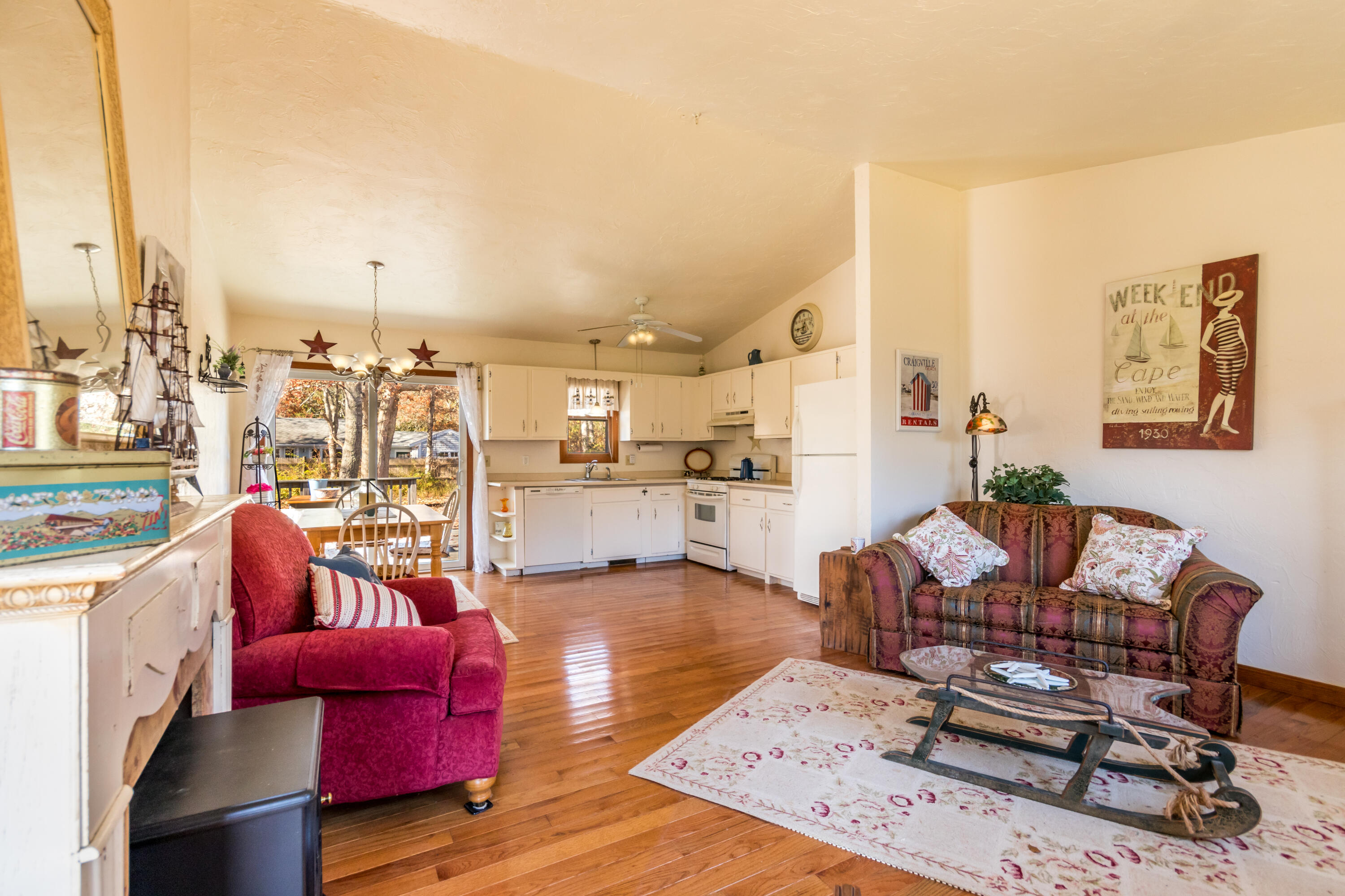487 Lincoln Rd Extension Hyannis, MA 02601 - Photo 4 of 18 Living opens to kit/dining