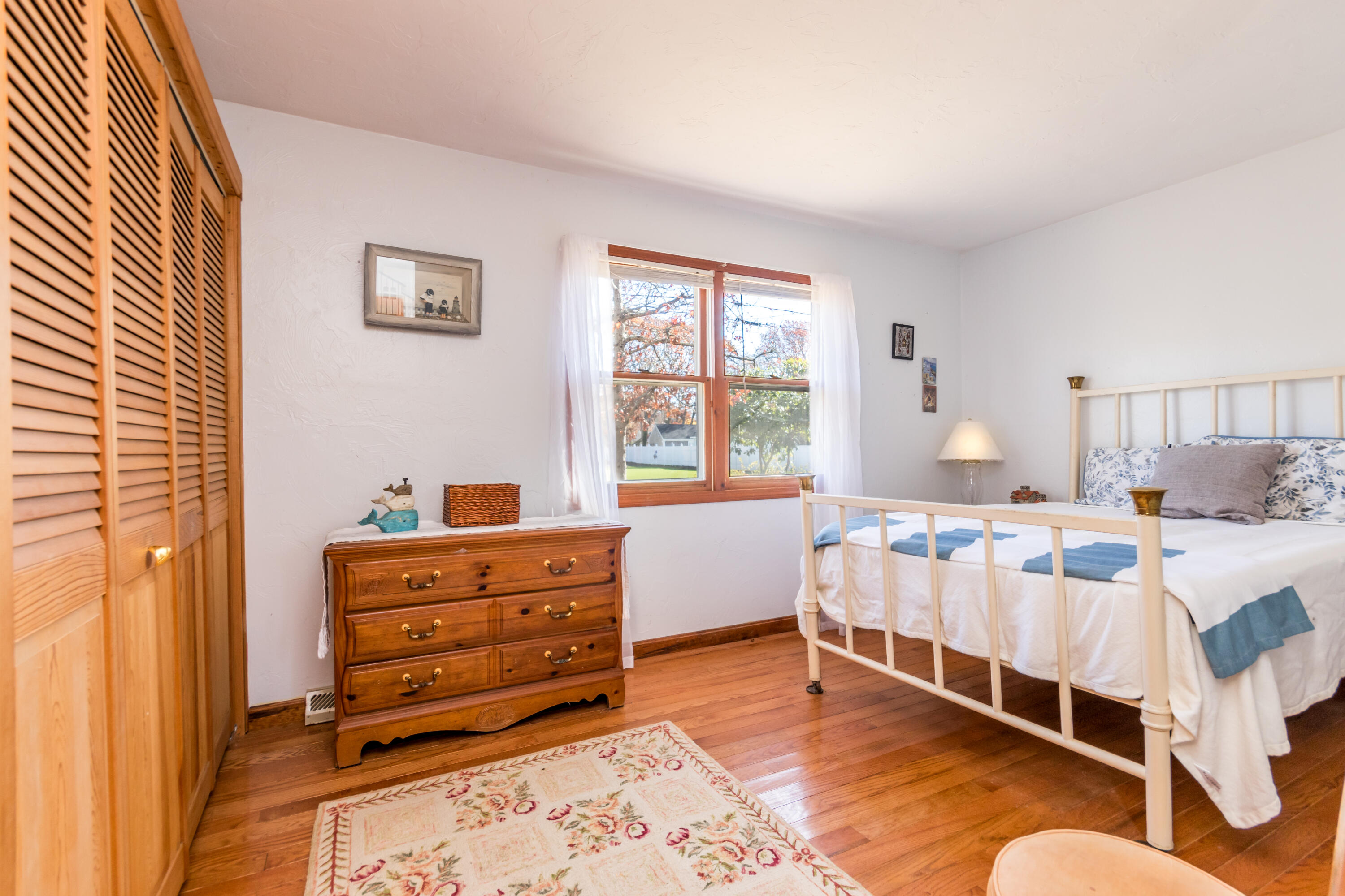 487 Lincoln Rd Extension Hyannis, MA 02601 - Photo 8 of 18 Bedroom 1