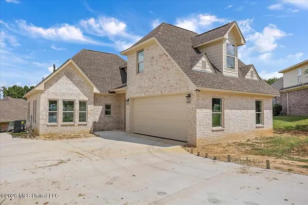 $2,695 | 206 Glen Trail, Brandon, MS 39047