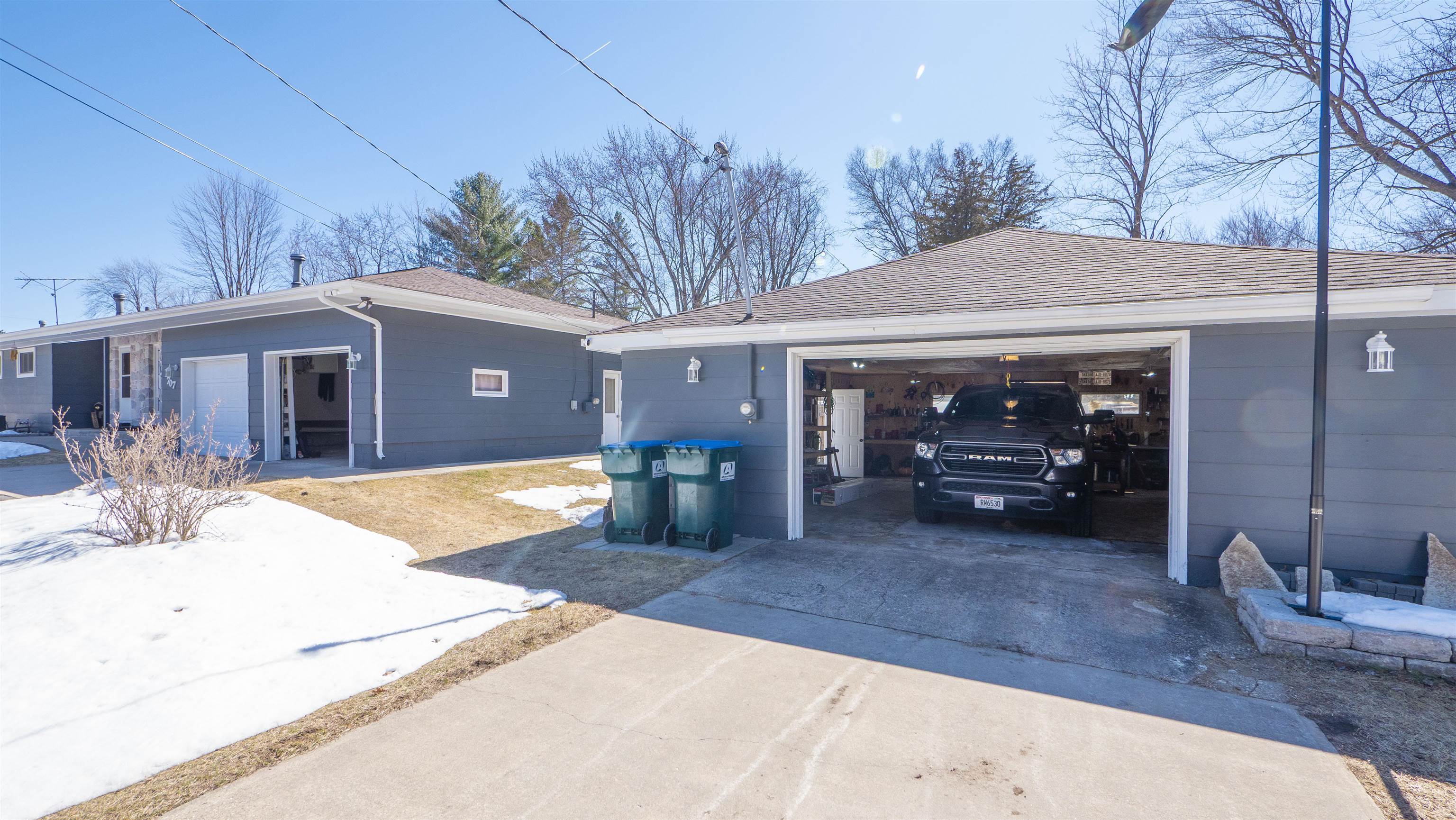 707 Sunset Drive Redgranite, WI 54970 - Photo 19 of 41