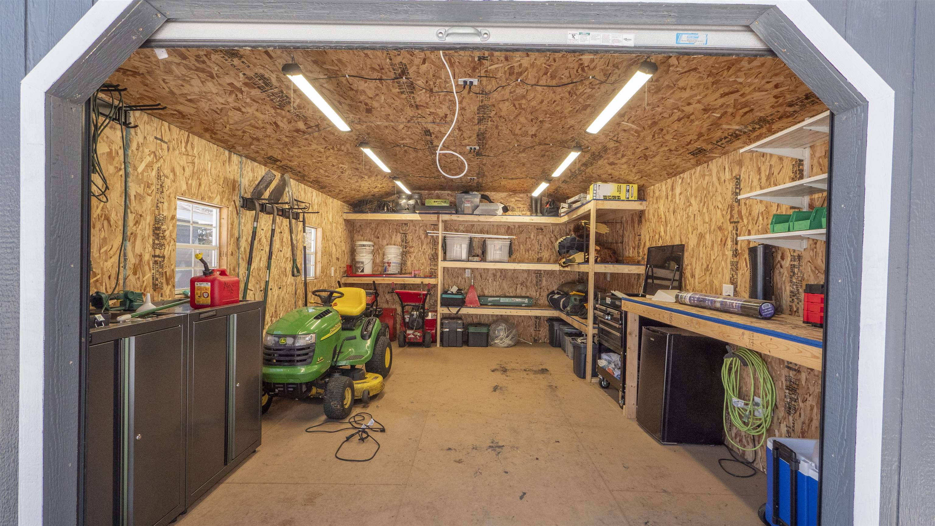 707 Sunset Drive Redgranite, WI 54970 - Photo 20 of 41