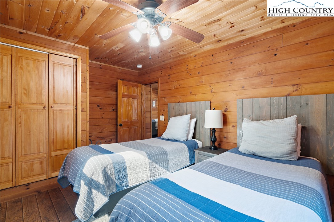 1461 Pine Ridge Road Beech Mountain, NC 28604 - Photo 33 of 47