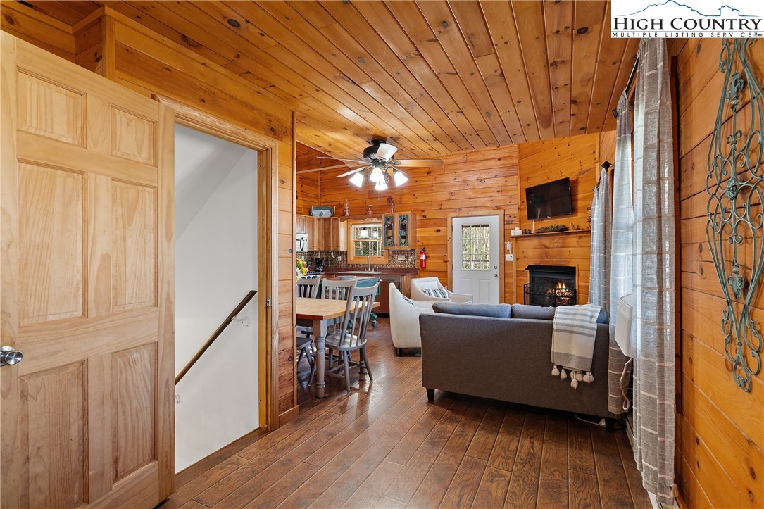 1461 Pine Ridge Road Beech Mountain, NC 28604 - Photo 9 of 47