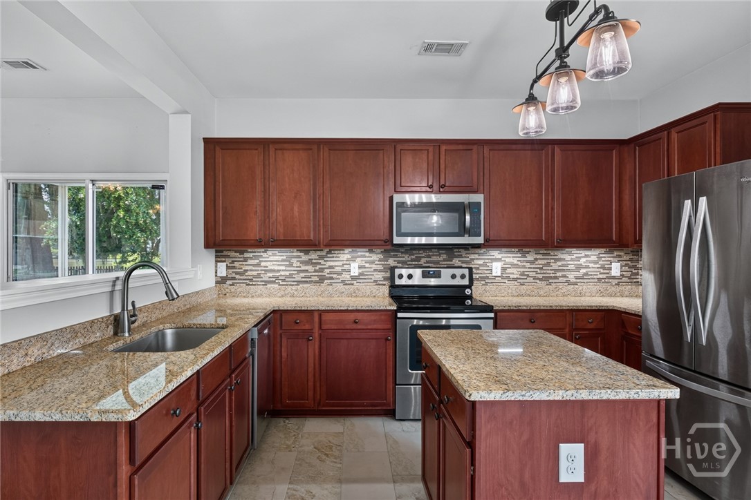 95 Hamilton Grove Drive Pooler, GA 31322 - Photo 8 of 44 Gallery Image 8