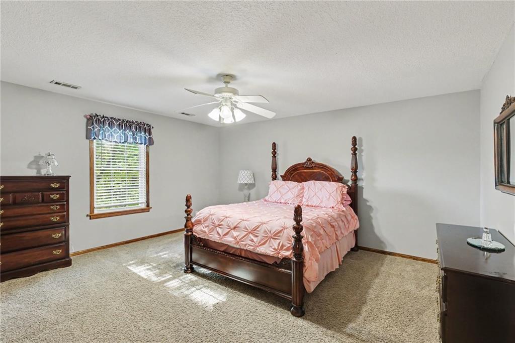 7204 Pleasant Ridge Terrace St. Joseph, MO 64504 - Photo 22 of 56
