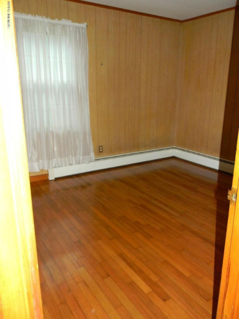 2038 Horton Road Muskegon, MI 49445 - Photo 7 of 24 DSCN0205