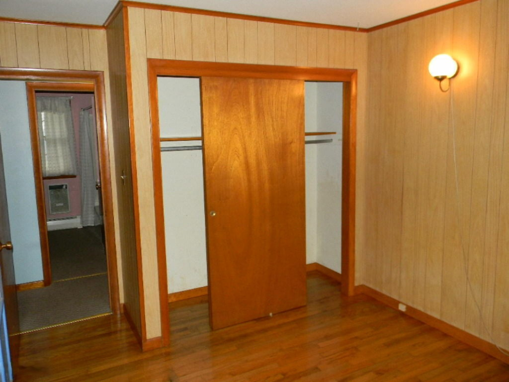 2038 Horton Road Muskegon, MI 49445 - Photo 8 of 24 DSCN0203