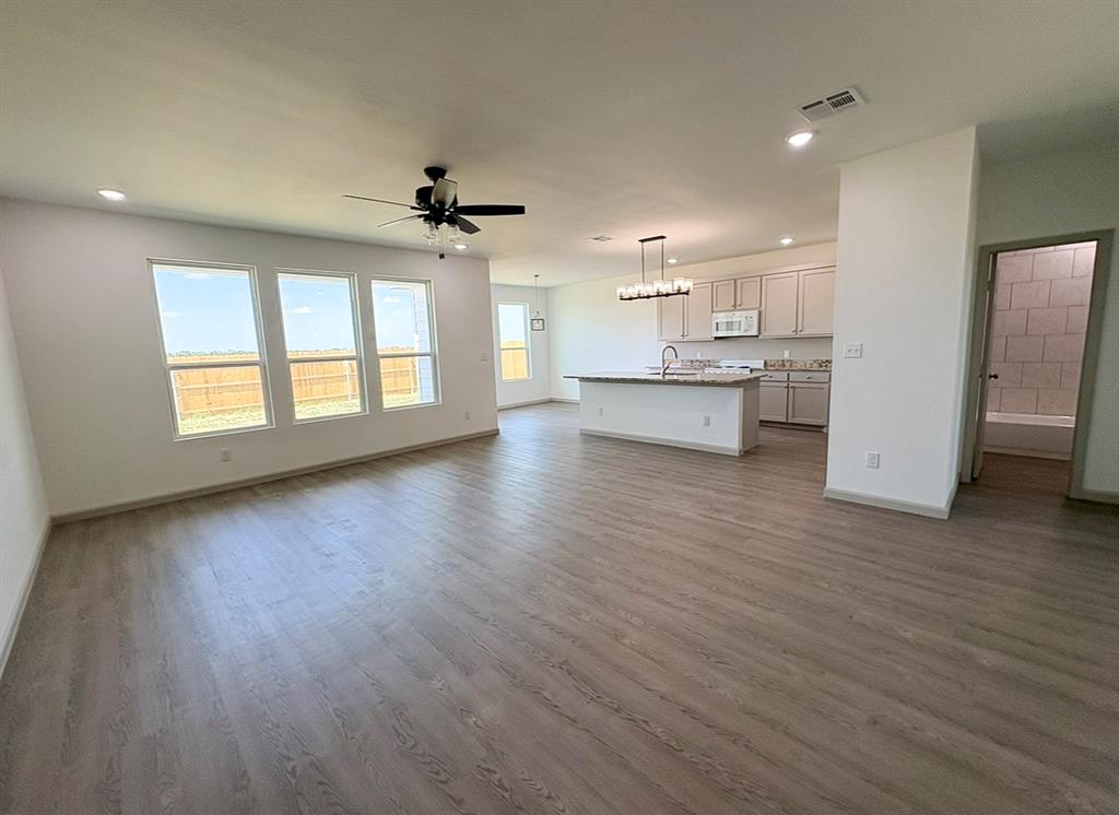1011 Springview Lane Mabank, TX 75147 - Photo 8 of 12